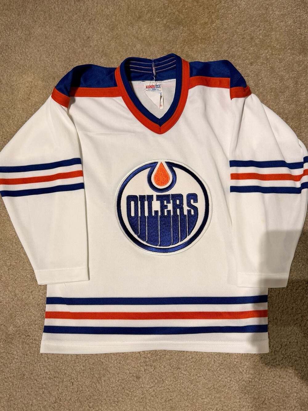 Vintage CCM Sport Maska Edmonton Oilers White Hockey Jersey Child Size G/L